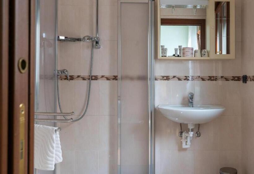 בית מלון כפרי Oberdan Ristorante Pizzeria