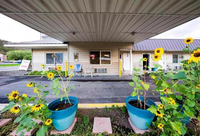 Отель Oyo Riverside Inn John Day Or