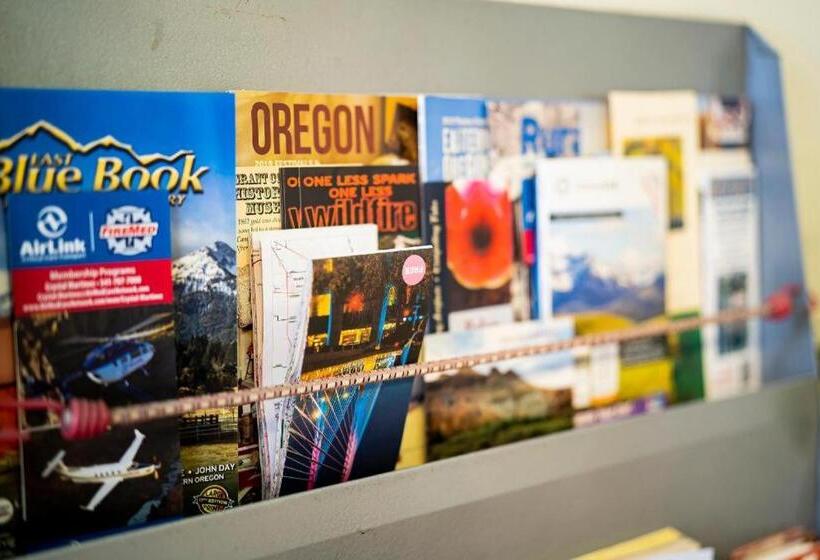 Отель Oyo Riverside Inn John Day Or