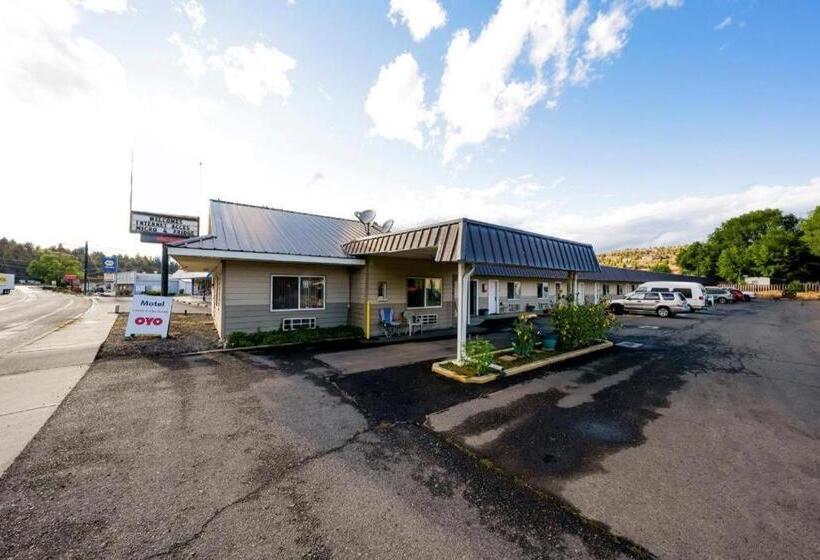 Отель Oyo Riverside Inn John Day Or