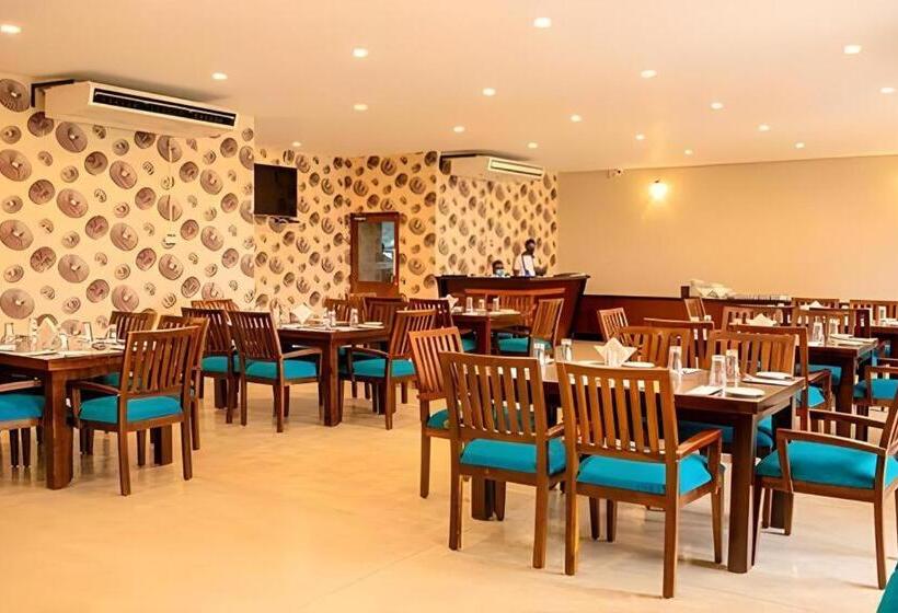 Отель Rest House Kesbewa