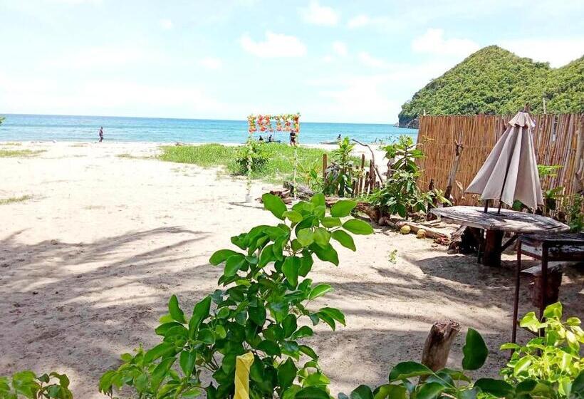 هتل Roundhouse Sipalay