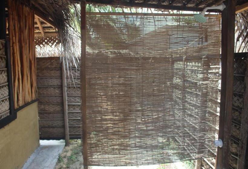 Отель Sea Waves Kite Surfing Beach Resort