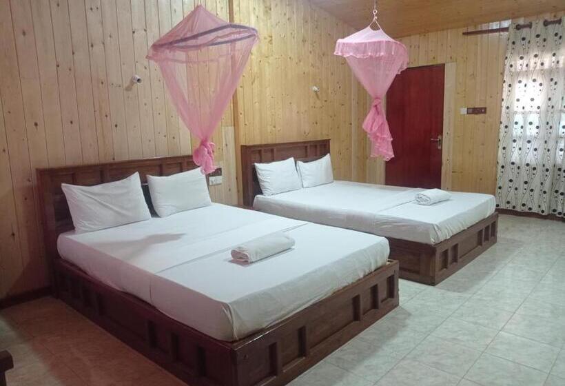 בית מלון כפרי Silver Beach