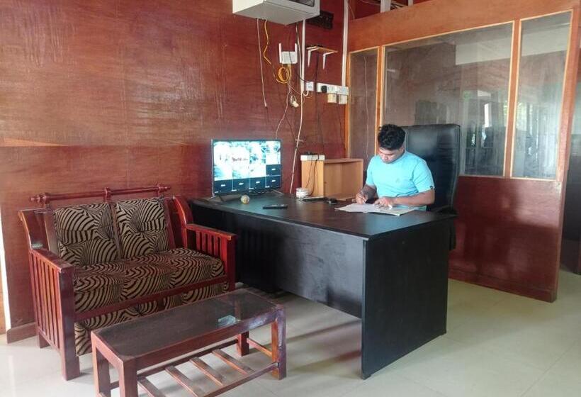 בית מלון כפרי Silver Beach