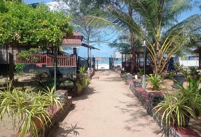 בית מלון כפרי Silver Beach