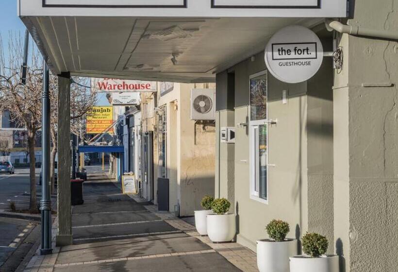 בית מלון כפרי The Fort Guesthouse Timaru