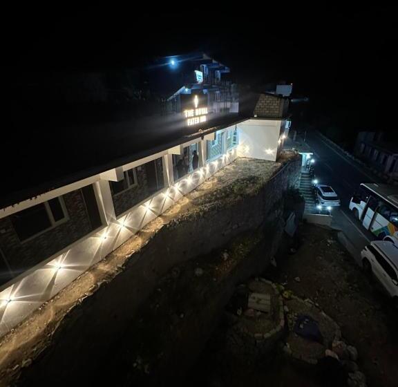 Отель The Royal Fateh Inn