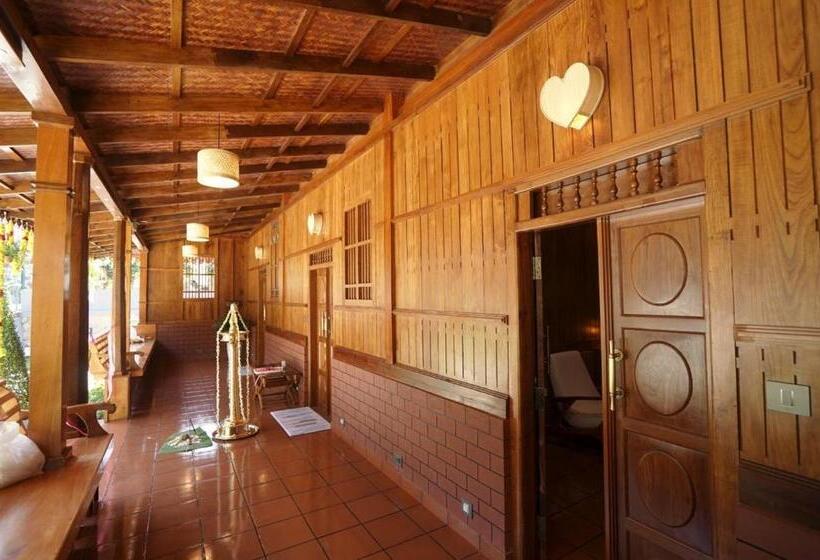 호텔 The Rustic Manor