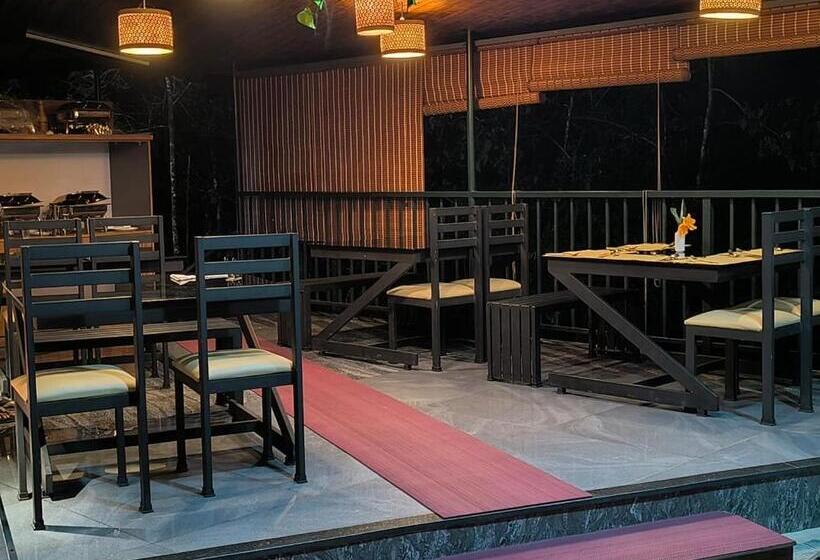 호텔 The Rustic Manor