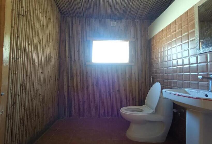 Hotel The Sylvan Hut