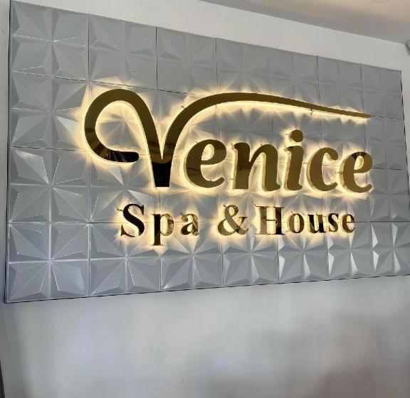 هتل Venice Spa