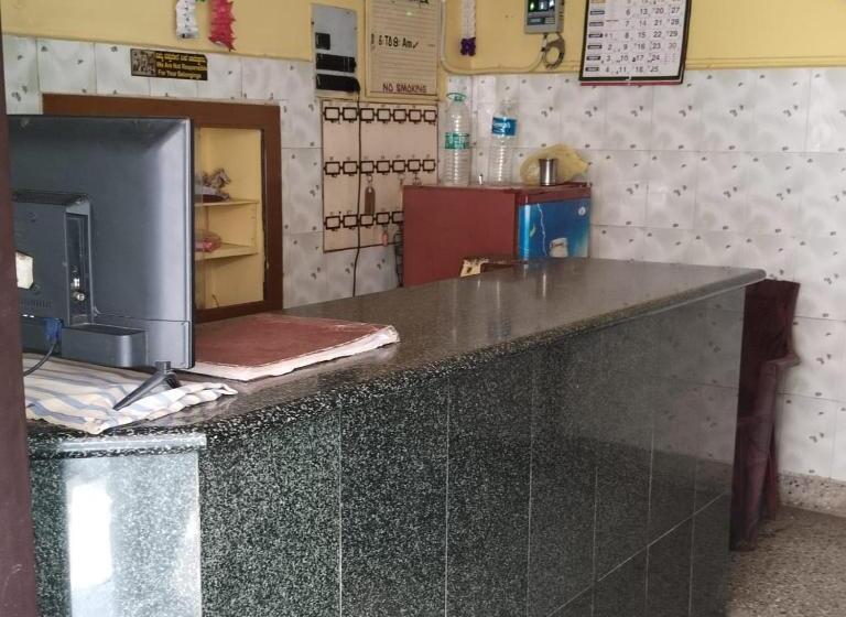 Отель Venkateshwara Lodge Hospet