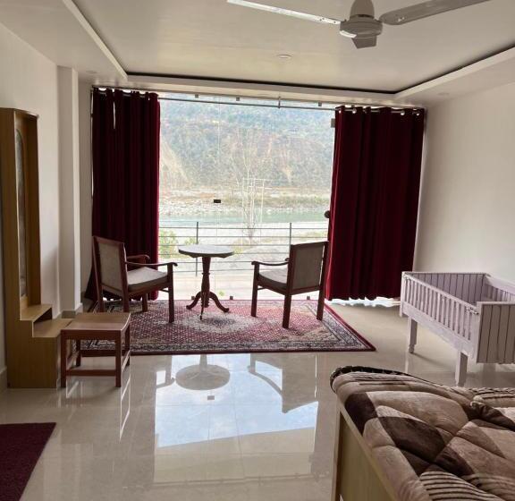 Jimmys River Resort