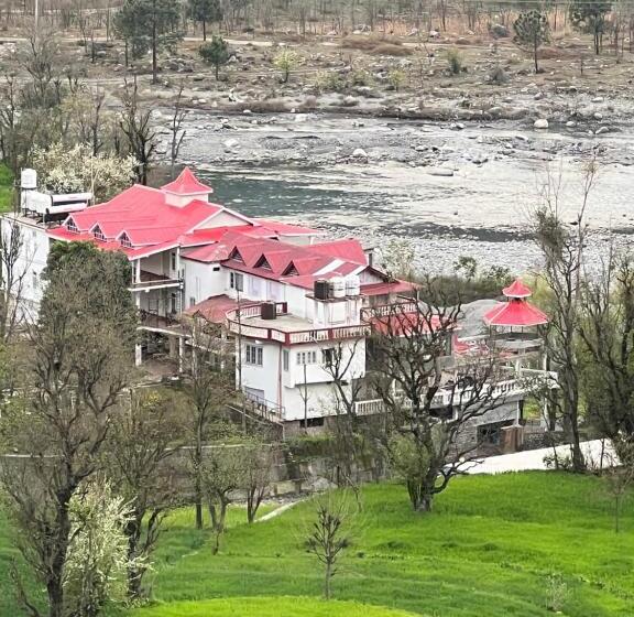 Jimmys River Resort