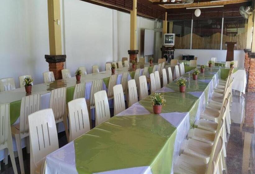 La Solana Suites & Resort