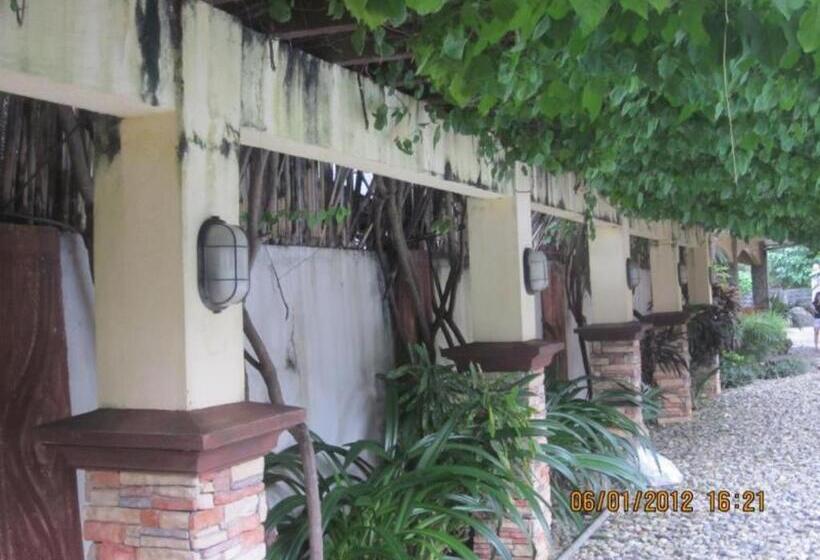 La Solana Suites & Resort