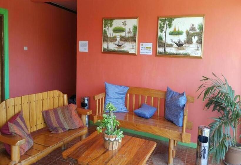 La Solana Suites & Resort