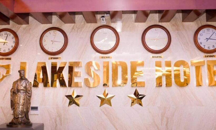 Lakeside Hotel Nam Dinh