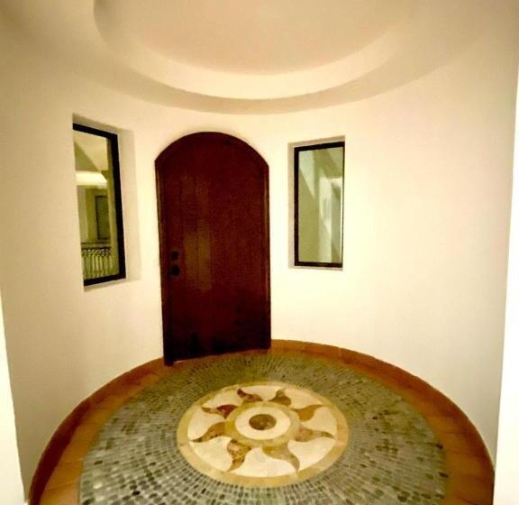 Lujoso Y Exclusivo Apartamento Con Vistas Hermosas