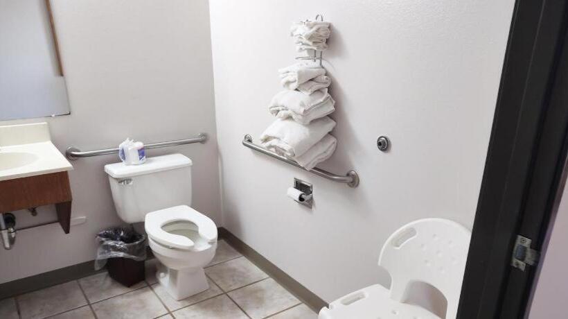 Magnuson Hotel Ironwood