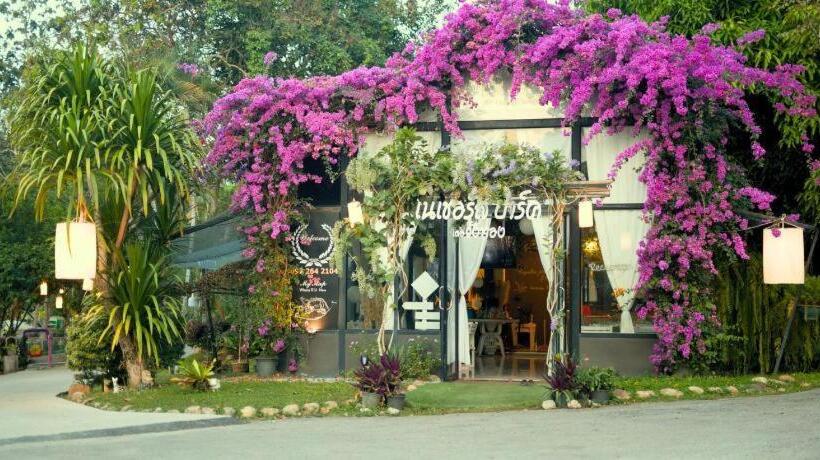 Natural Park Resort De Wang Thong