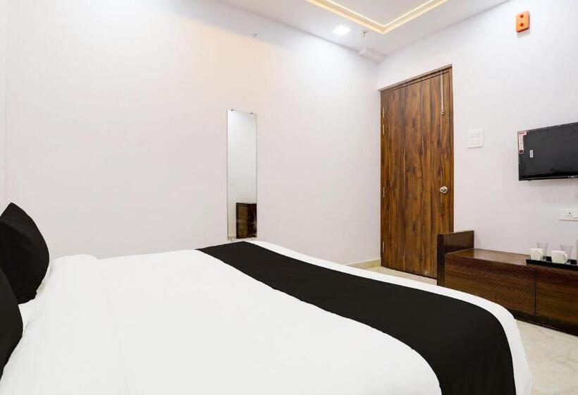 Oyo Hotel Lords Valley