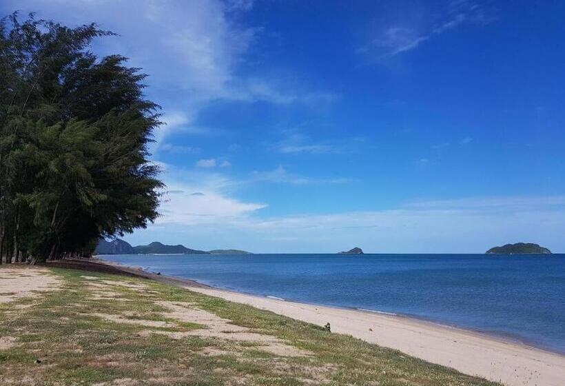 Pearl By The Sea Resort