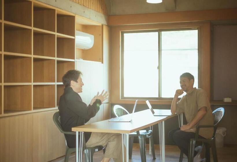 Pension (Hôtel basse catégorie) ホテル 光と風