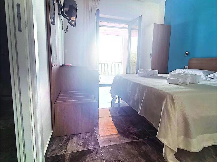 פנסיון Affittacamere Miramare