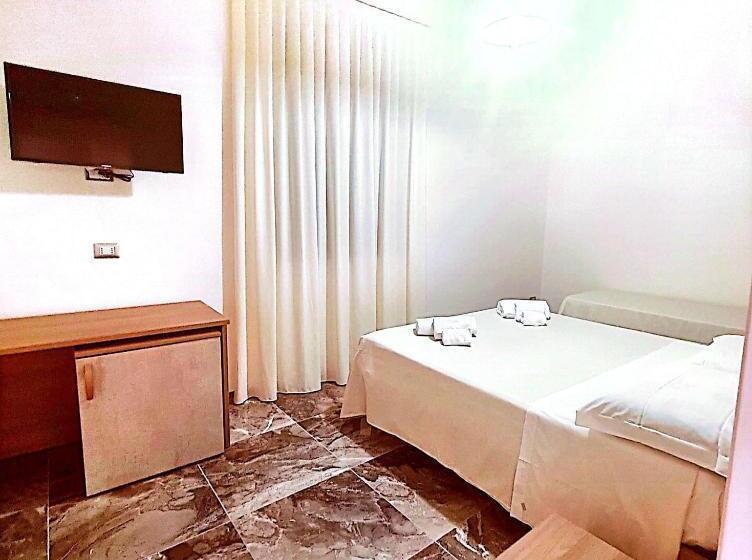 פנסיון Affittacamere Miramare