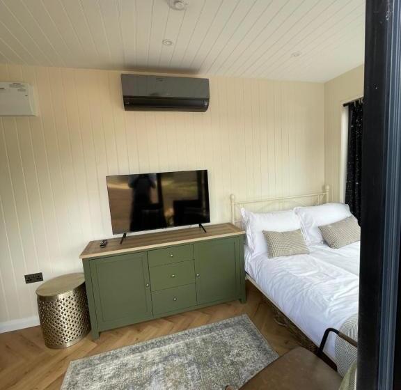 Пансион Animal Crossing