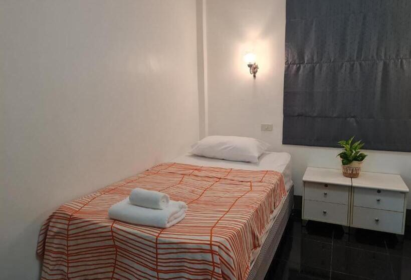 膳宿费 Baan Leelawadee