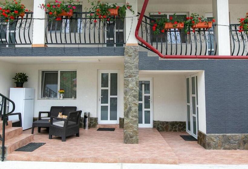 بنسيون Casa Mădălina