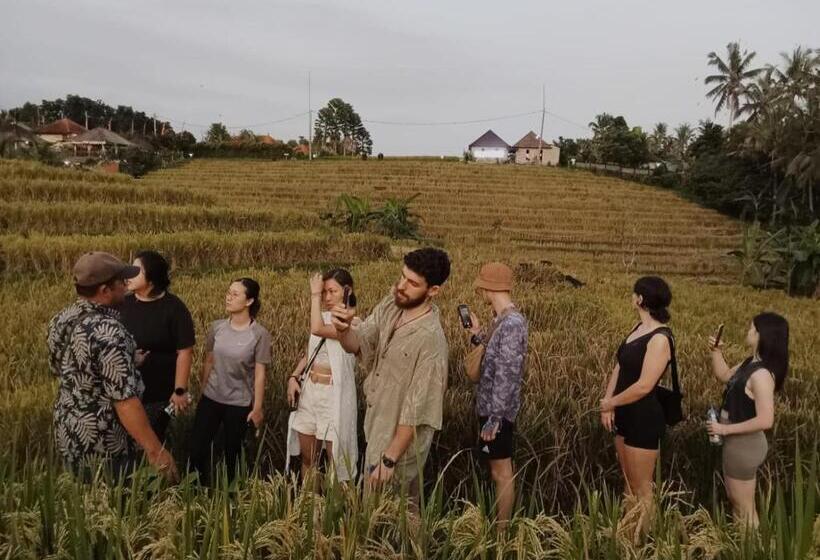 פנסיון Dewi Nara Guest House By Balitrees