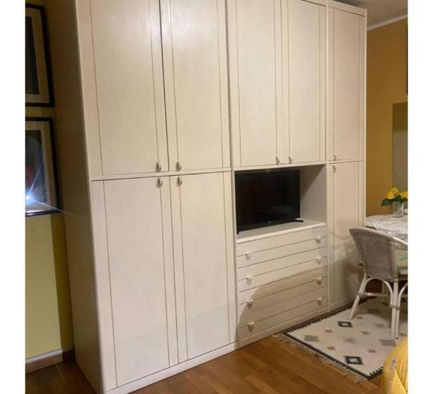 膳宿费 Double Adele  S House