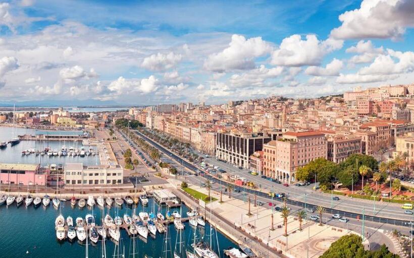 膳宿费 Eva Luxury Suite