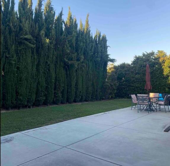 ペンション F O R G E T T H E H O T E L