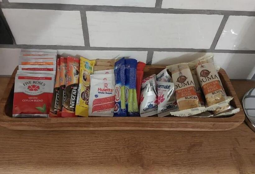 פנסיון Familia