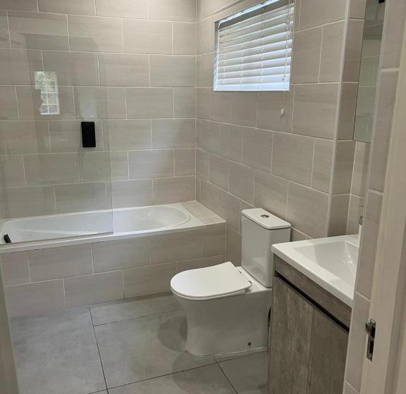 פנסיון Familia