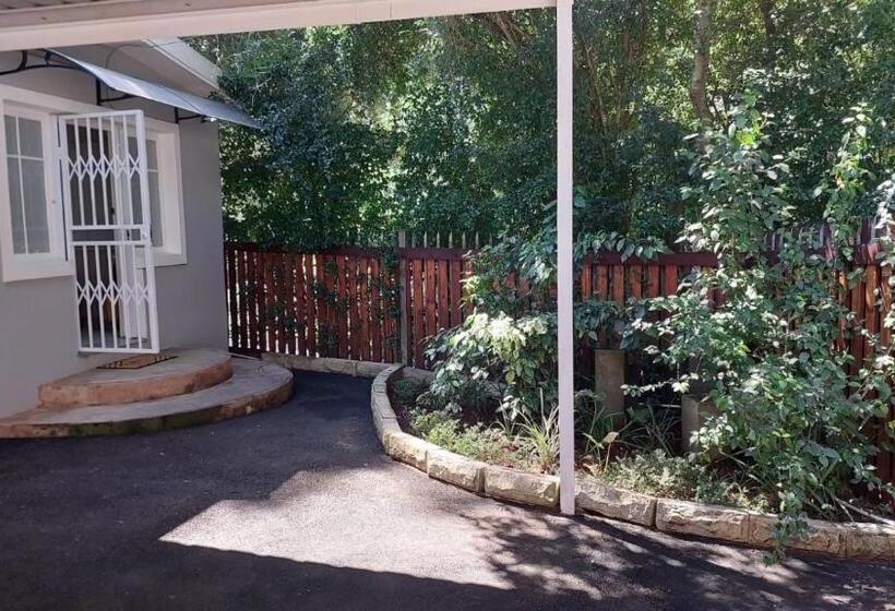 פנסיון Familia