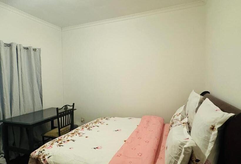 پانسیون Great Choice Guest House Parow