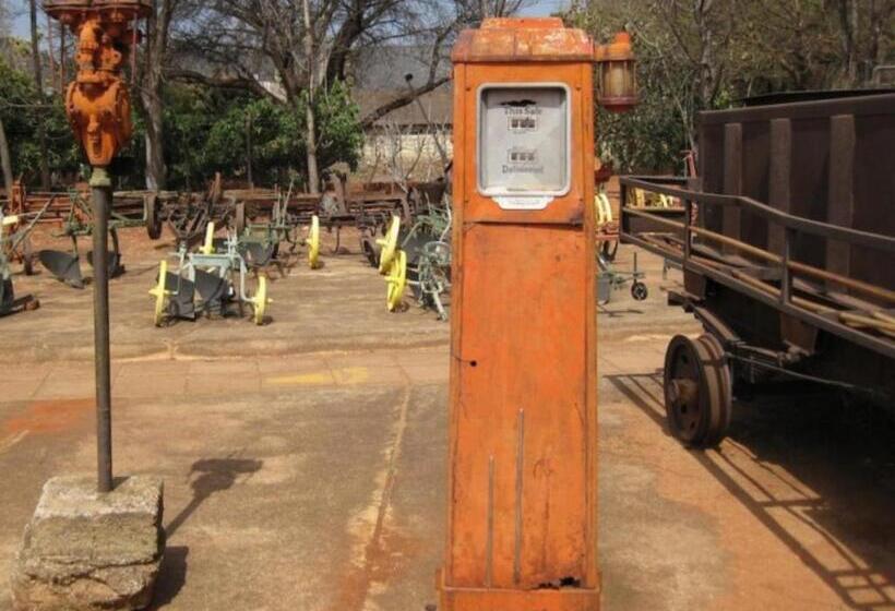 פנסיון Laluka Inn