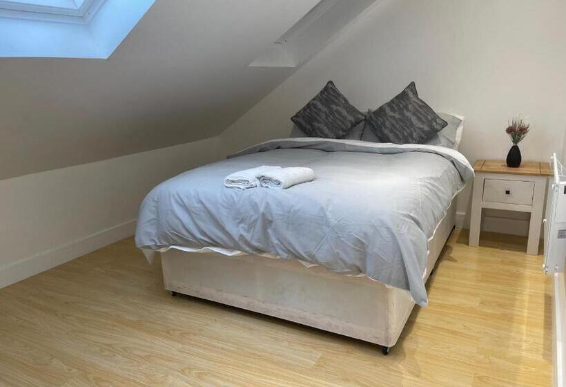 Пансион Lonsdale Place