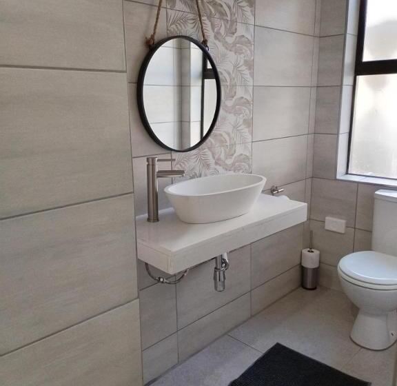 بنسيون Luyana Guesthouse