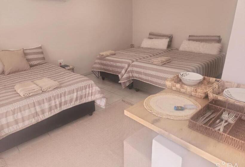 بنسيون Opiepad Guesthouse