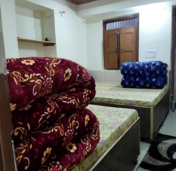 膳宿费 Pranjal Home Stay