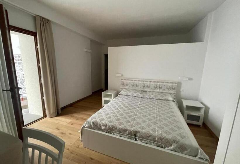 פנסיון Sa Troppa De Sos Chentu