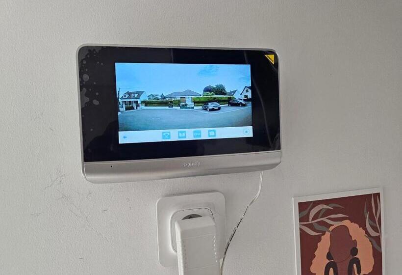 펜션 Salons Chennevières