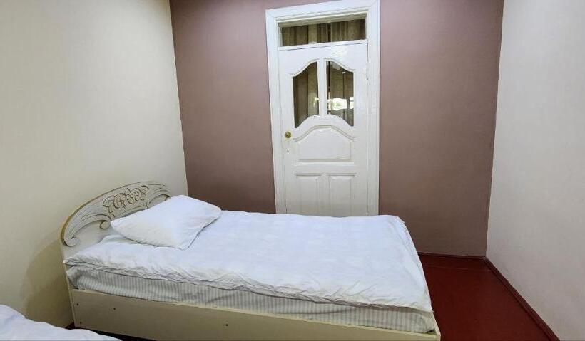 پانسیون Sim Sim Hostel